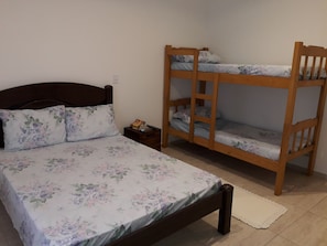 Wifi gratis y ropa de cama