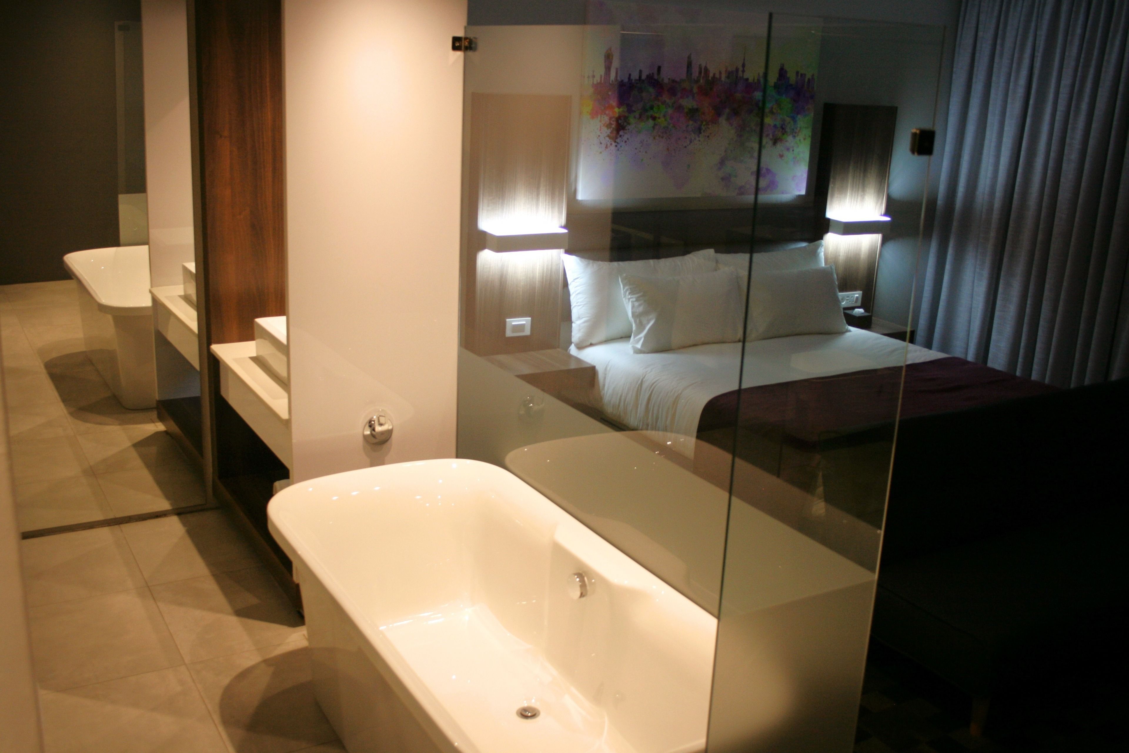 shower, free toiletries, towels