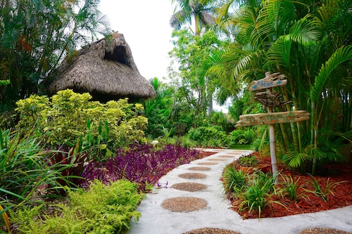 Riverside by the Beach Apartments