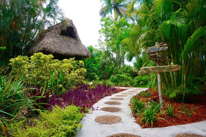 海滩边的河畔公寓