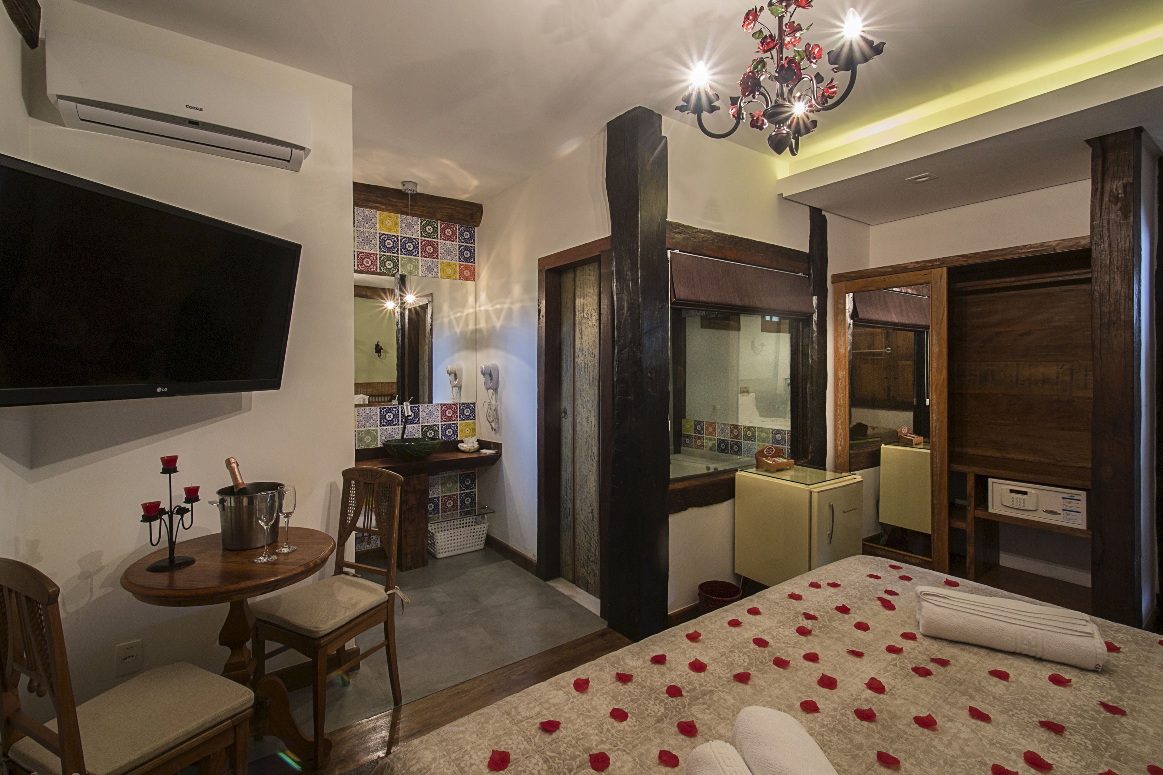 Minibar, una cassaforte in camera, una scrivania, insonorizzazione