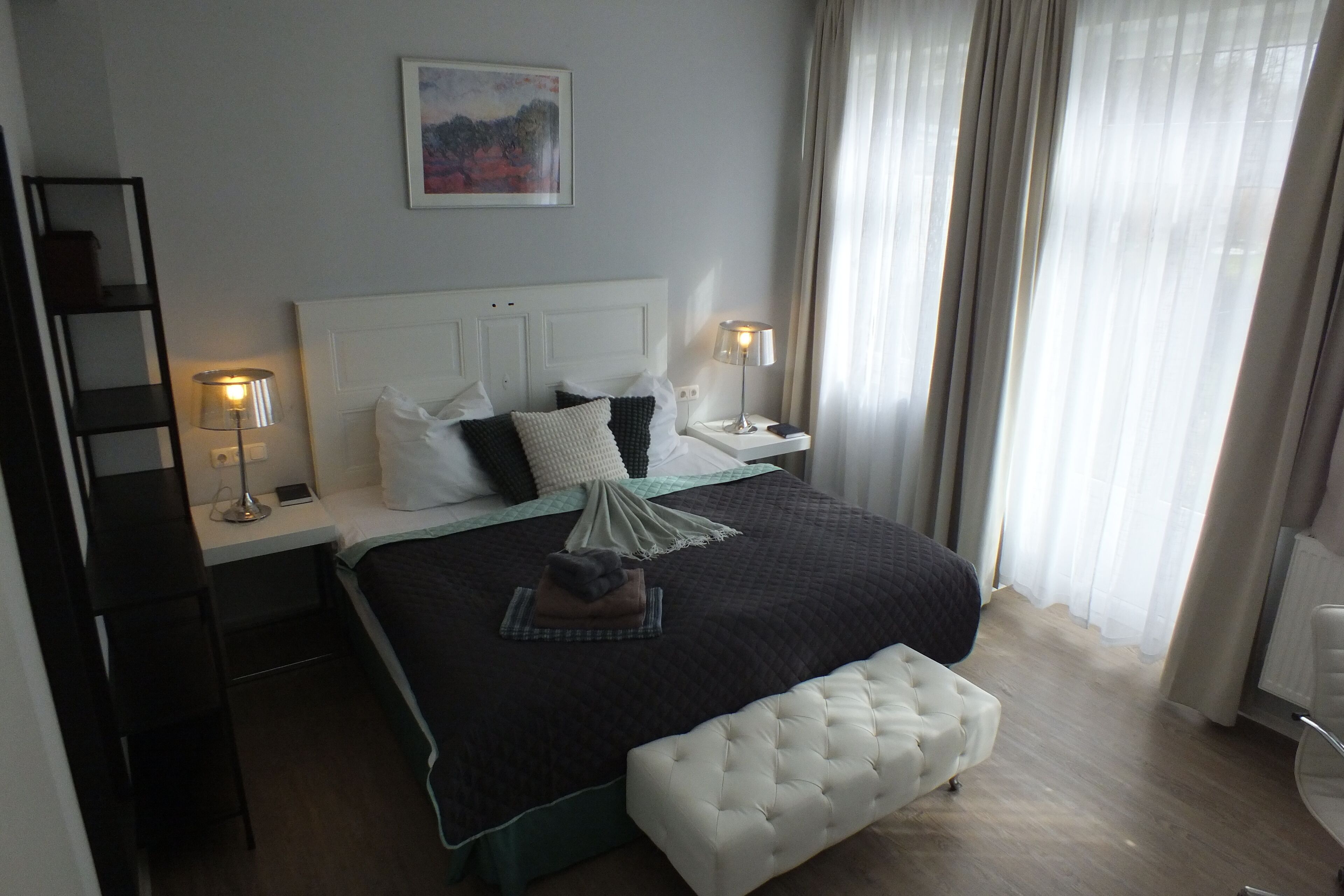 Double Room | 4 bedrooms, soundproofing, iron/ironing board, travel cot