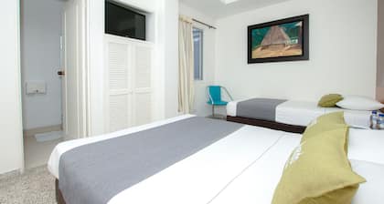 Hotel Oasis