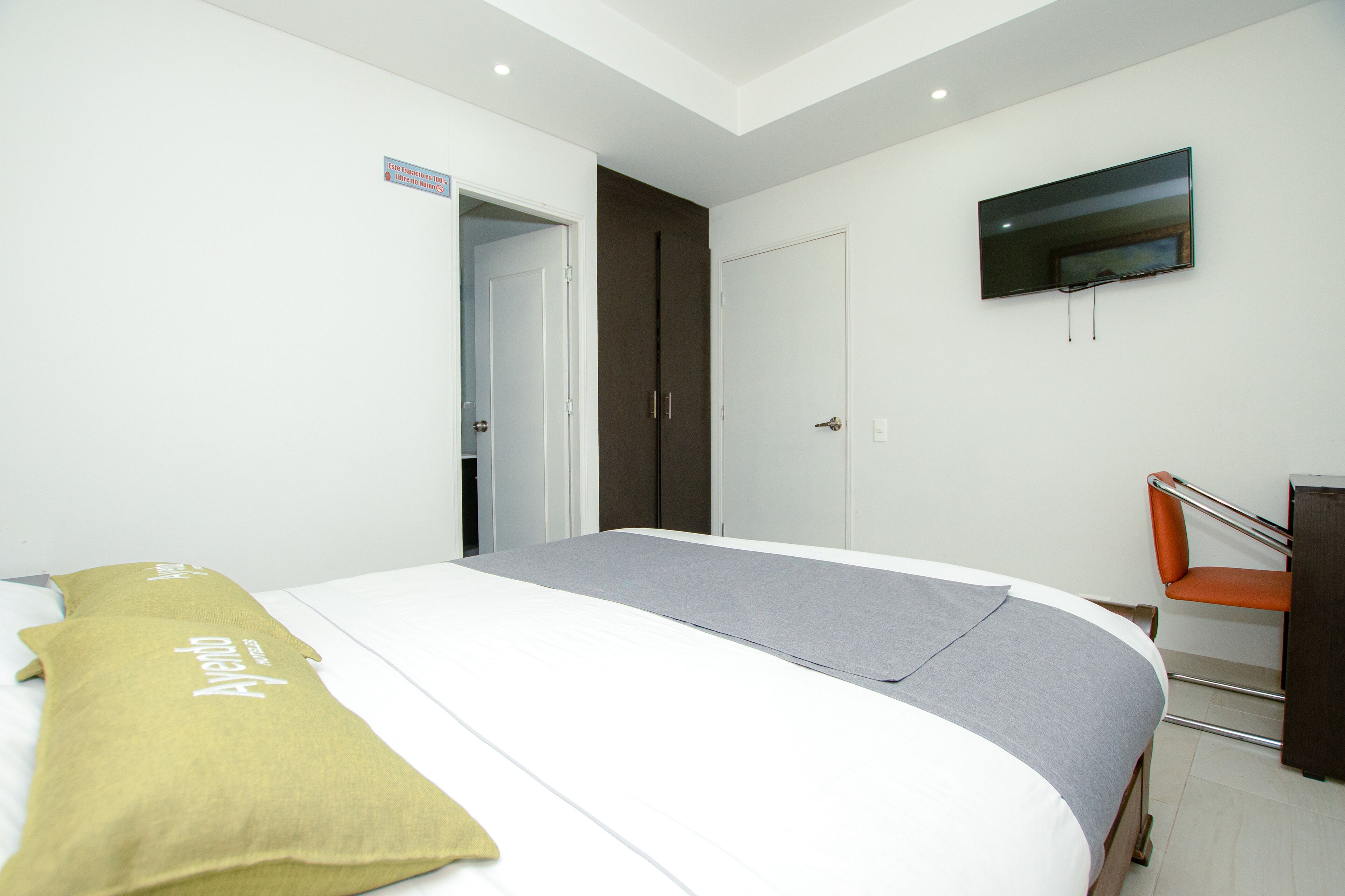 standard single room | free wifi, bed sheets