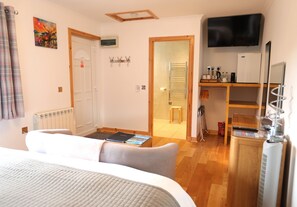 Double Room, Garden View, Annex Building | Desk, blackout drapes, free WiFi, bed sheets - The Willows - Room Only Accommodation (Fort William)