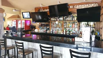 Bar (en la propiedad)