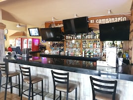 Bar (en la propiedad)