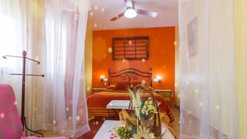 In-room safe, desk, soundproofing, free WiFi