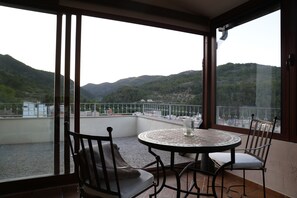 Perincian bahagian dalam