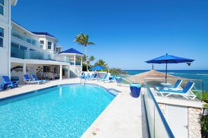 Pool - Great Bluff Estates: Designer Ocean Villa w/Pool, Heated Spa & Backyard Snorkeling (Grand Cayman)