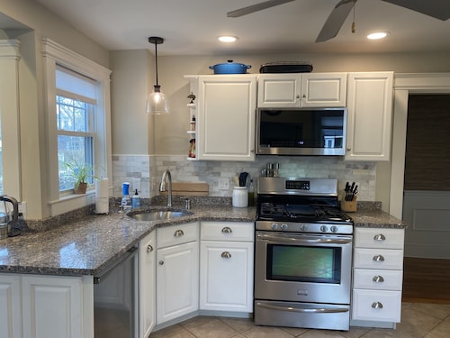 Ocean View House à louer à Fabulous Falmouth Heights !!!