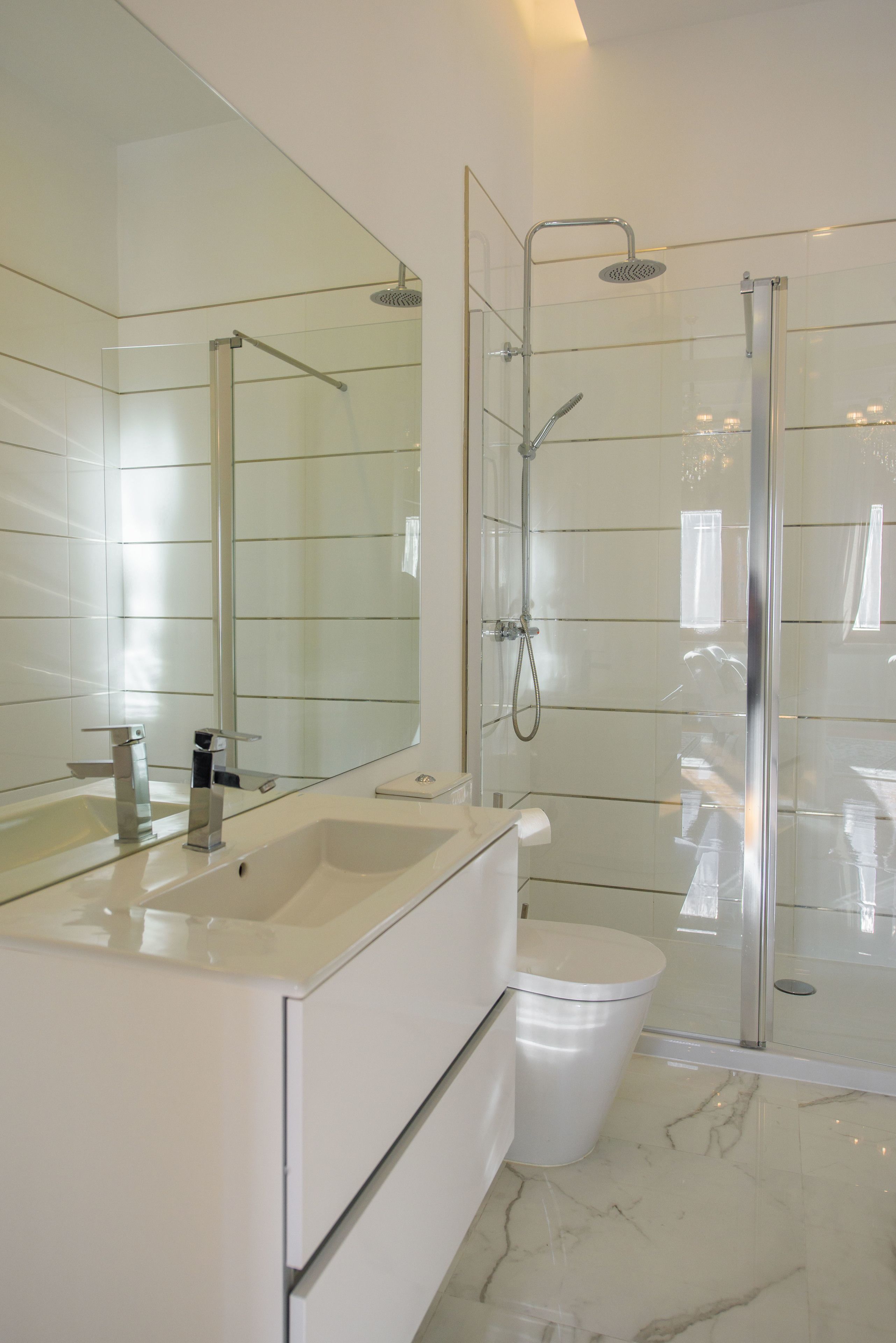 Vierbettzimmer, Bergblick | Badezimmer
