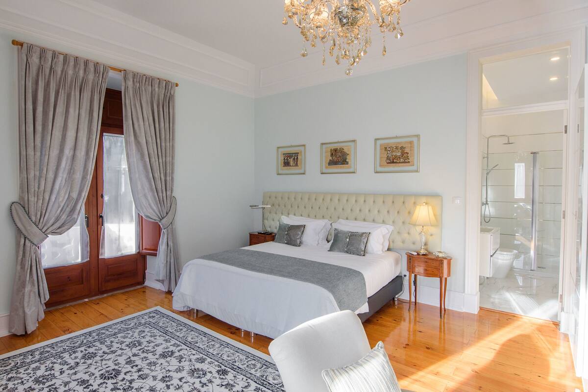 Chambre Quadruple, vue montagne