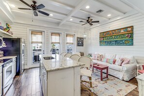 Interior - Darling, Designer Condo@Cinnamon Shore w/ Great Amenities & Beach Access! (Port Aransas)