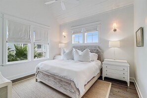 5 dormitorios, tabla de planchar con plancha, wifi gratis y ropa de cama