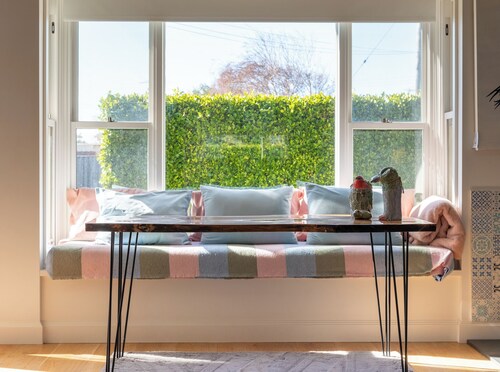 Pelicans Luxury Apartment mit Wasserblick für 2 im Hafen von Queenscliff.