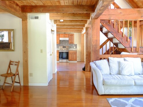 Spacious Cozy Cabin Style house. 