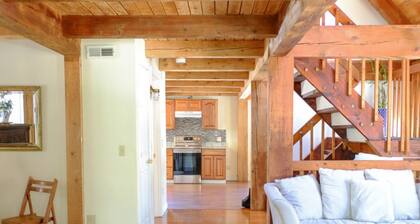 Nouvelle Annonce Spacious Cabin Style house.