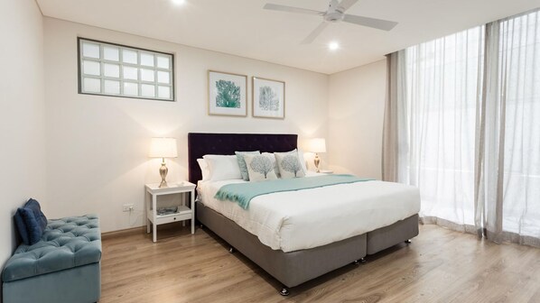 2 bedrooms, desk, iron/ironing board, free WiFi