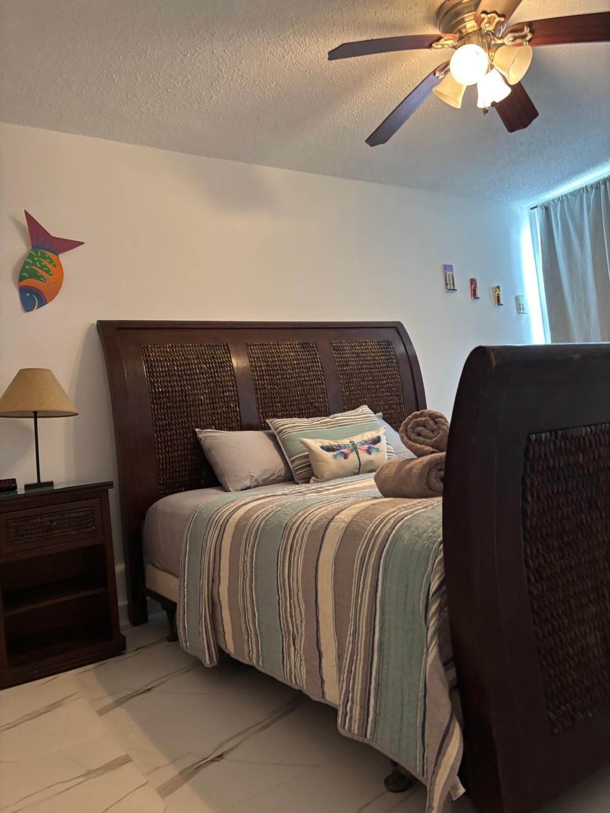 3 soverom, reiseseng for barn, wi-fi og sengetøy