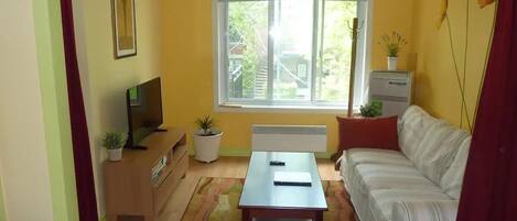 1 bedroom, desk, iron/ironing board, travel cot