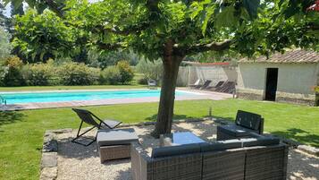 Piscine extérieure, piscine chauffée