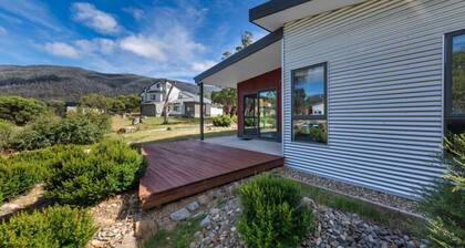 The Lodge | Crackenback | Spacious | Amazing views