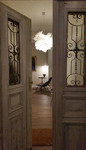 Schöner wohnen im Denkmal ...mit Komfort und WLAN ...zentral, bequem, großzügig