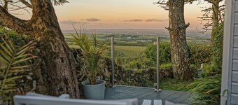 Luxury Scandi Cabin On A Hill, With Stunning Views Across Cornwall >NEAR ST IVES