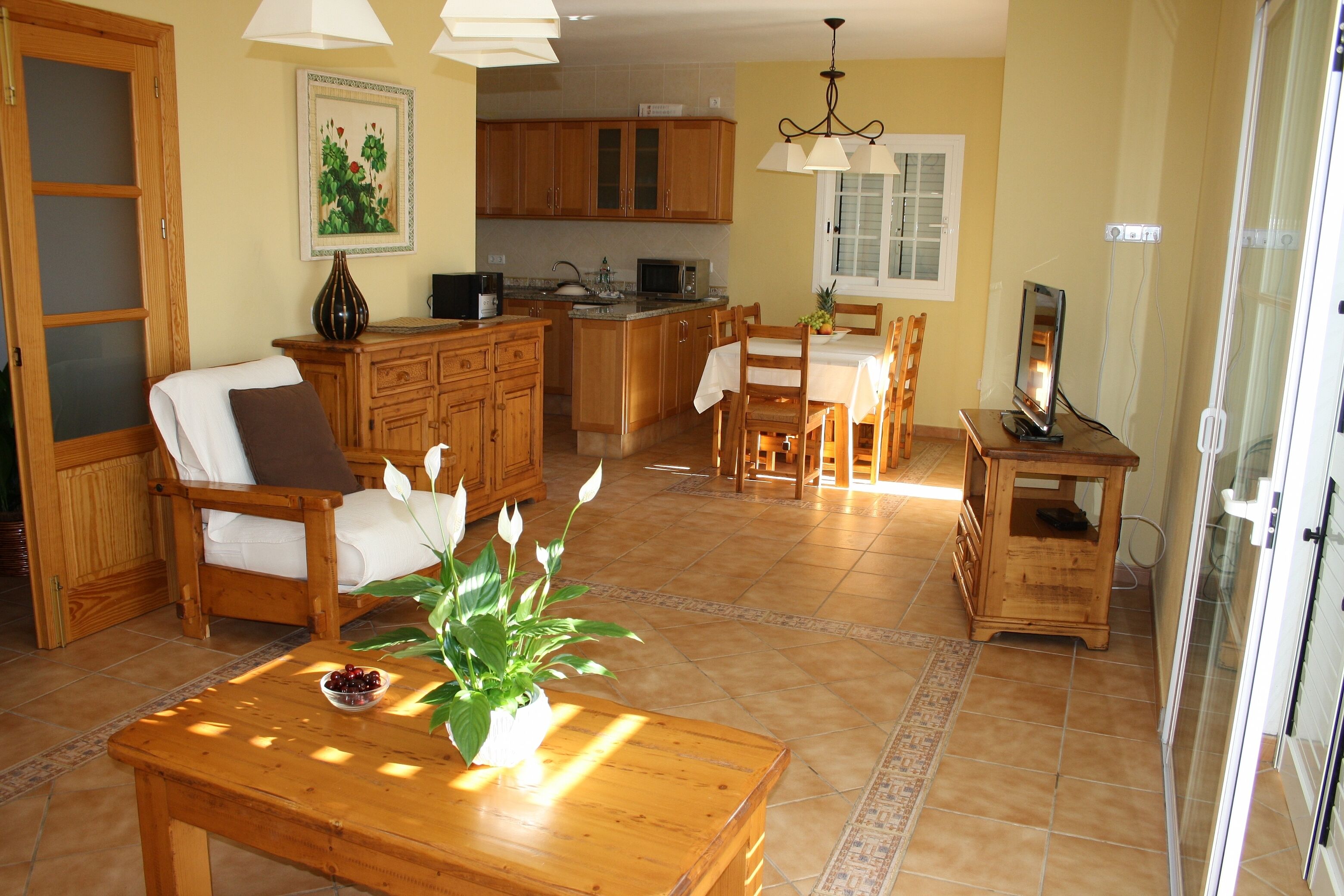 电视、立体声音响