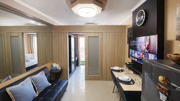 1 sovrum, strykjÀrn/strykbrÀda, gratis wi-fi och sÀngklÀder