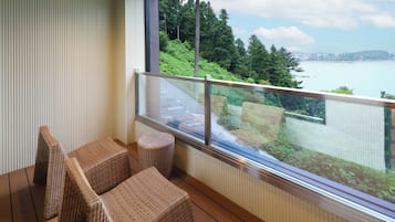 Connecting Japanese Western Room - Aged 13 and above only (with Lounge access) | Terrace/patio