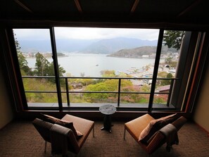 Japanese-style Room with Beds Aged 13 and above only (with Lounge access), Non Smoking | Lake view