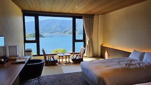 Cubrecamas, wifi gratis y ropa de cama