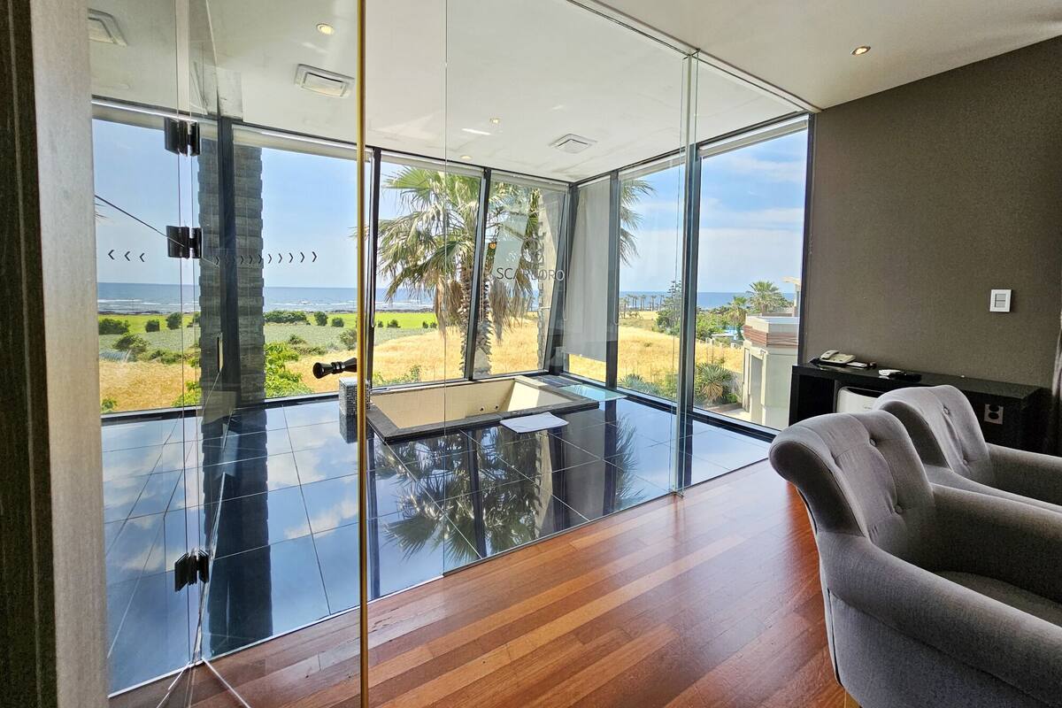 29 pyeong Amor Jacuzzi | 1 camera, Wi-Fi gratuito