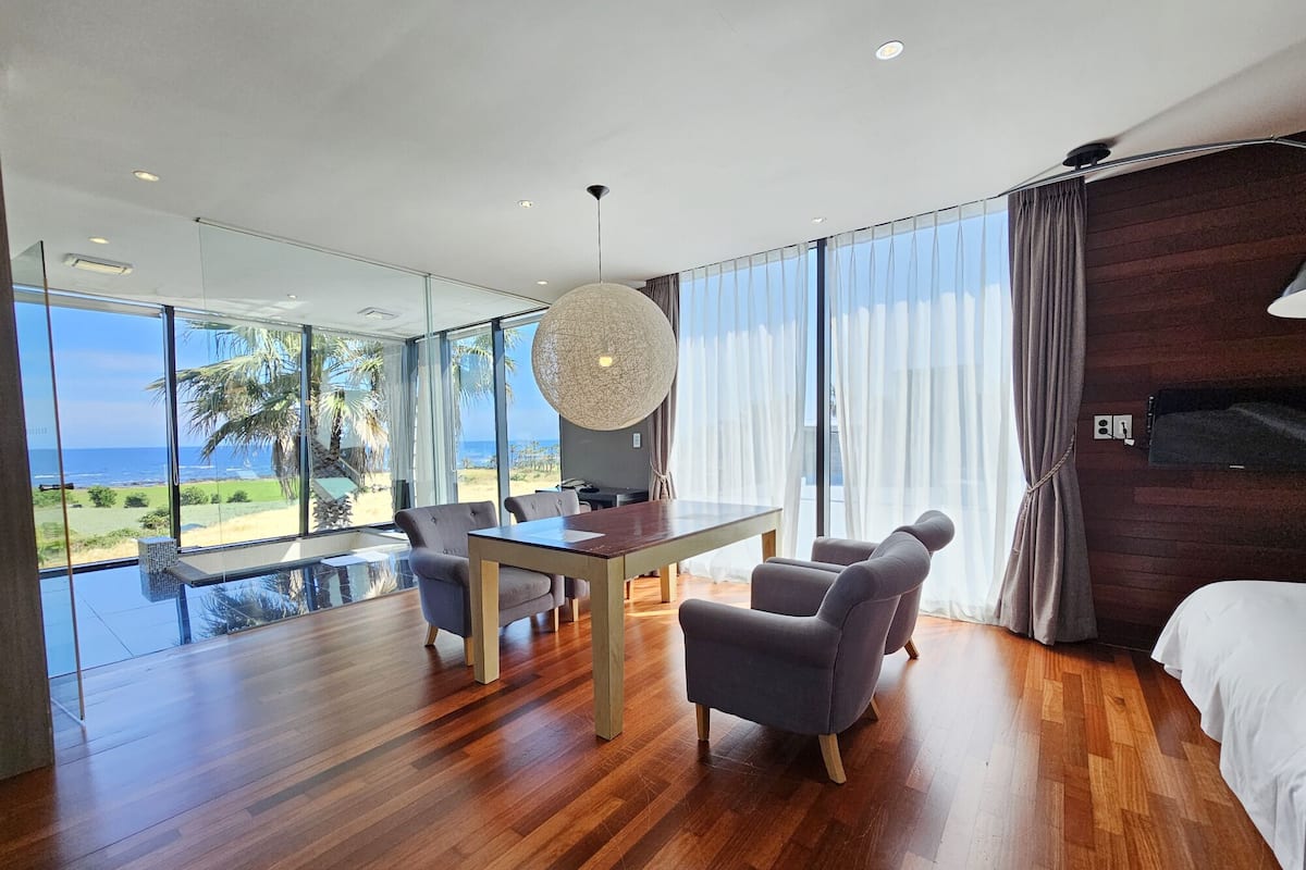 29 pyeong Amor Jacuzzi | 1 camera, Wi-Fi gratuito