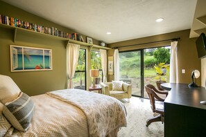 3 bedrooms, iron/ironing board, free WiFi, bed sheets - Island Sunset Villa: Your Maui Escape with Ocean & Stunning Sunsets Views (Kula)