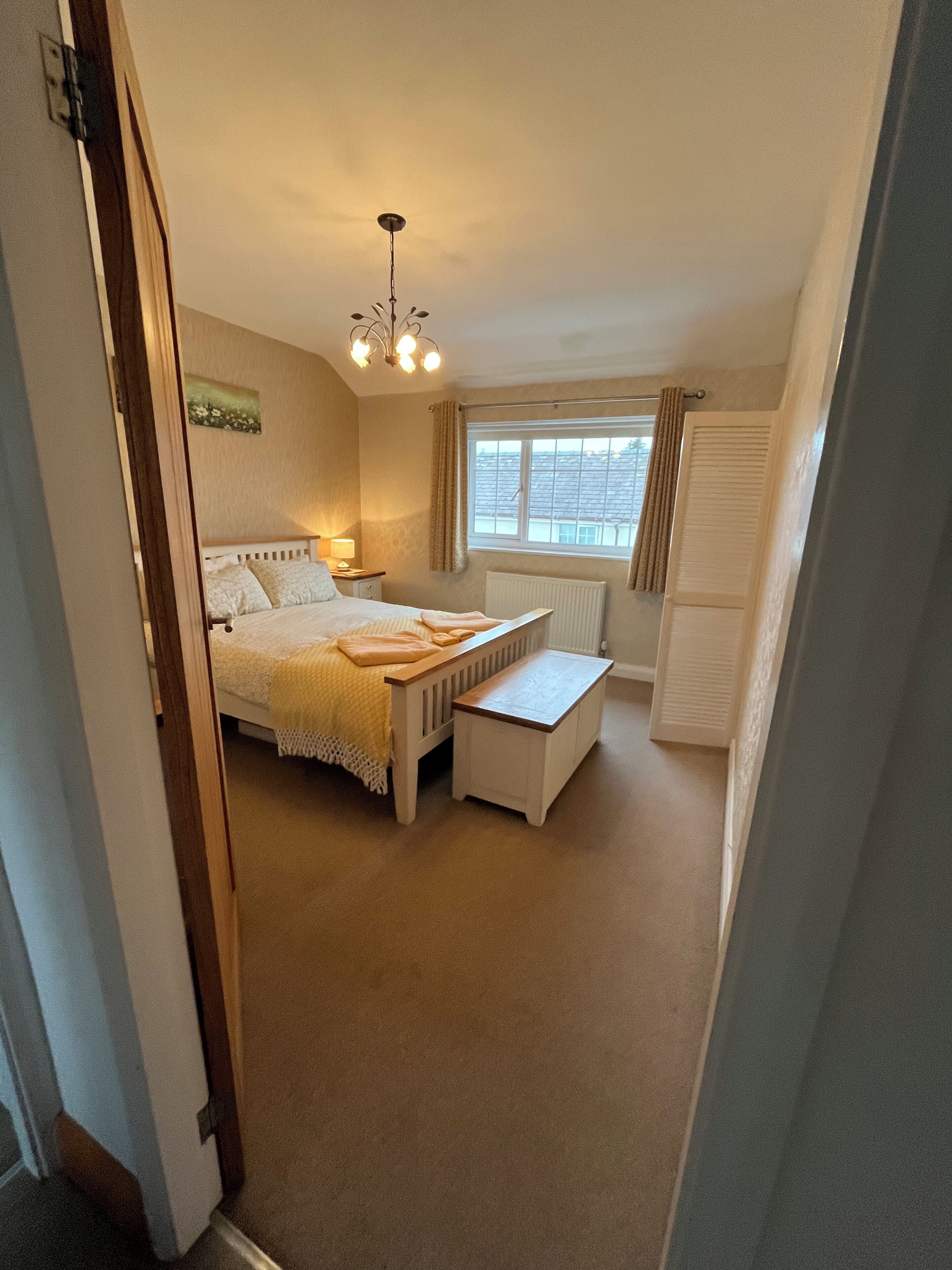 2 bedrooms, iron/ironing board, travel crib, free WiFi