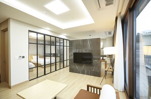 Desk, laptop workspace, blackout drapes, free WiFi