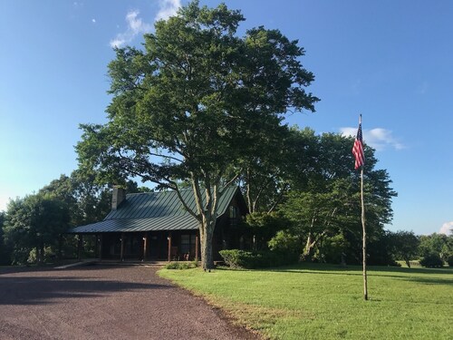 The Cottage at Still Pond Farm Horse Farm Stay near Charlottesville & Shenandoah