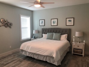 3 bedrooms, iron/ironing board, free WiFi, bed sheets - Pet Friendly! Private Pool - Beach, Restaurants, Entertainment Minutes Away!  (Gulf Shores)