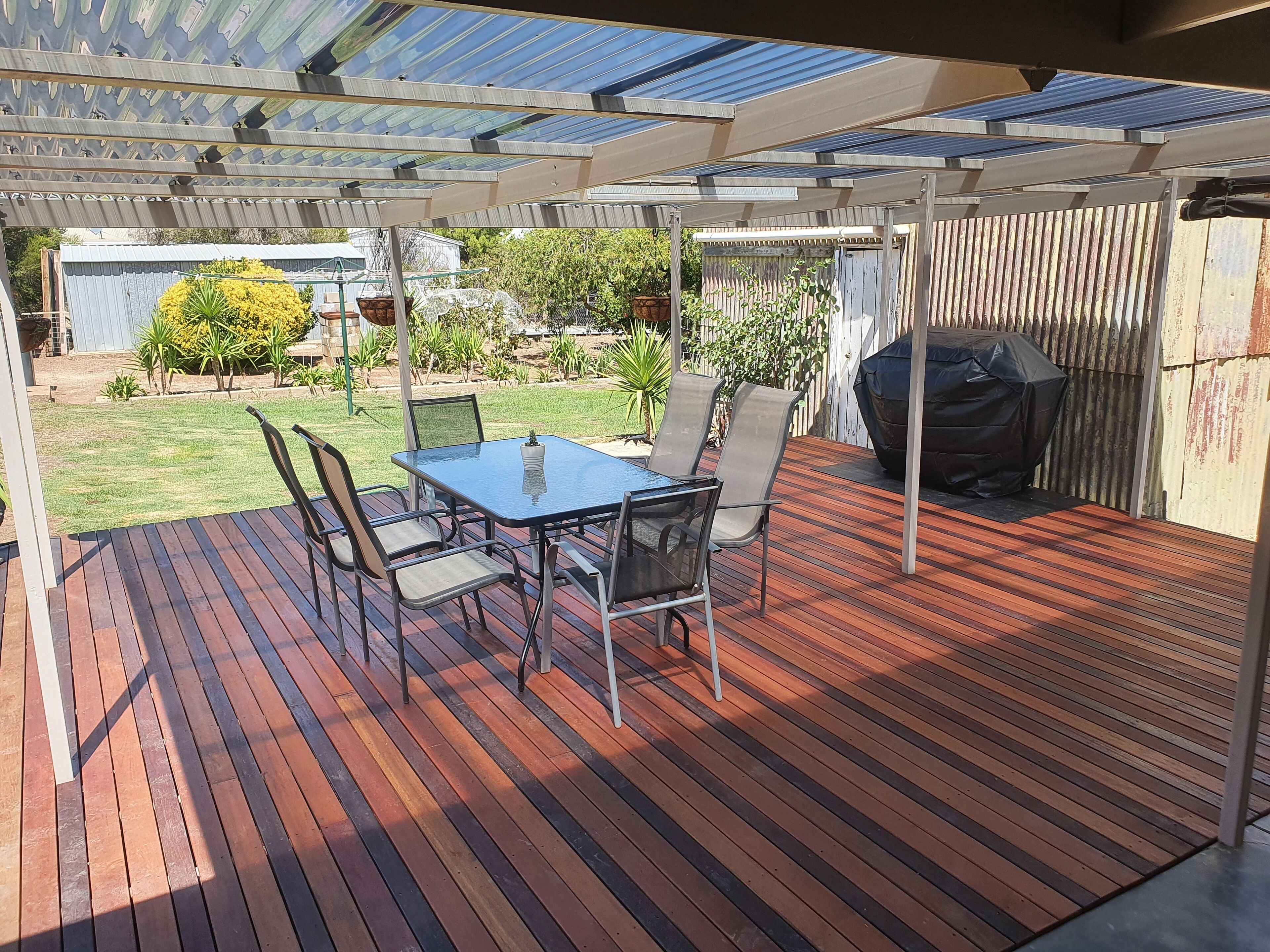 The Miners INN Renovated Cottage + WiFi + Woodfire + Fire Pit 🔥