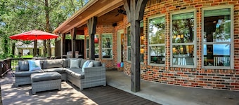 Very Rare Waterfront Home on Lake Texoma, Walk to Water from the backyard