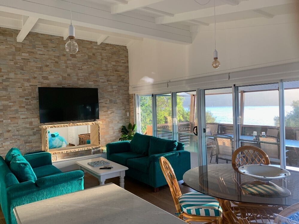 TV, fireplace, DVD player