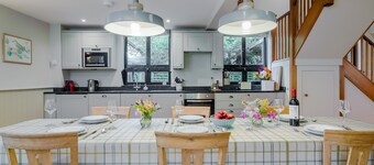 ★ Walnut Tree Cottage ★ Immense jardin + cadre village + près de Canterbury + chiens bienvenus