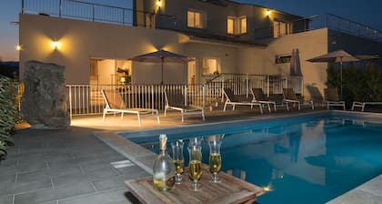 Villa CASALINA -  Vue exceptionnelle sur la mer et prĂšs du Golfe de PINARELLO