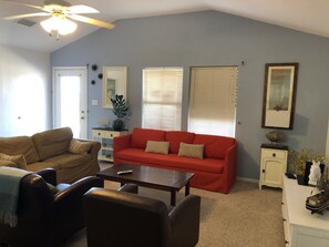 تلفزيون ذكي، مشغل دي في دي، مكتبة فيديو