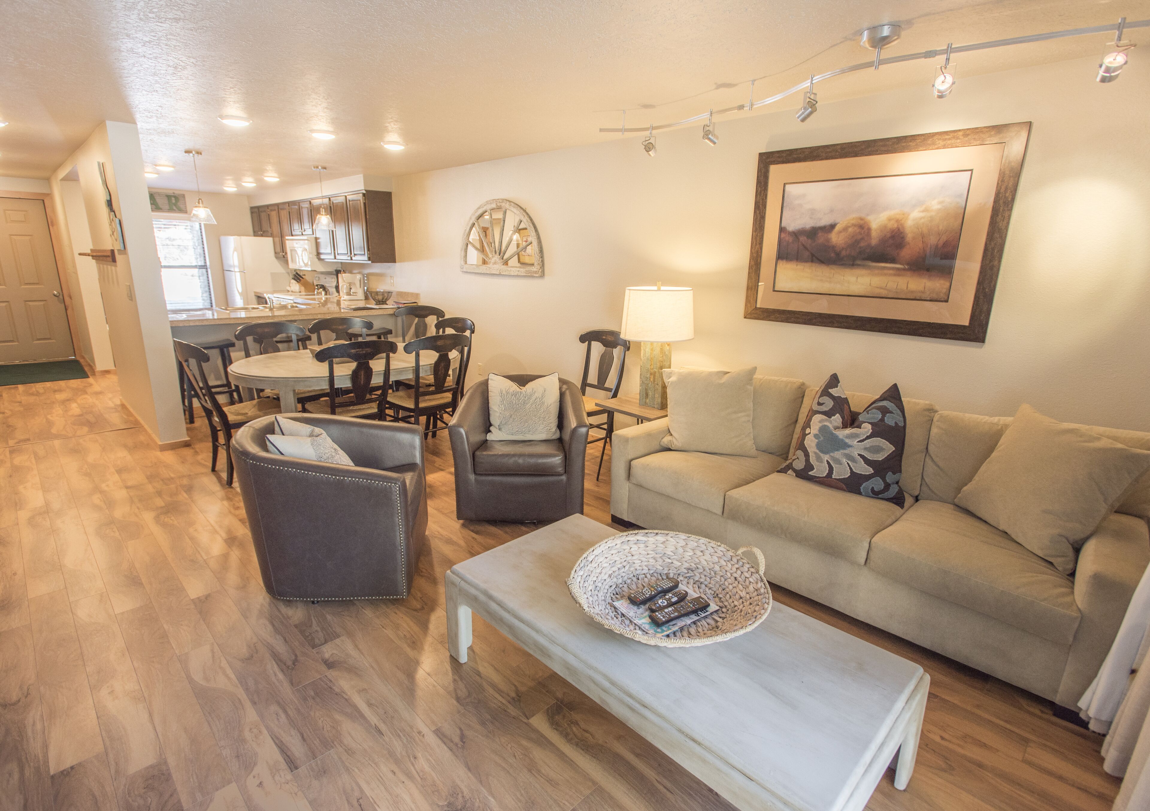 Great 2 bed townhouse. This is the best location in Ketchum!