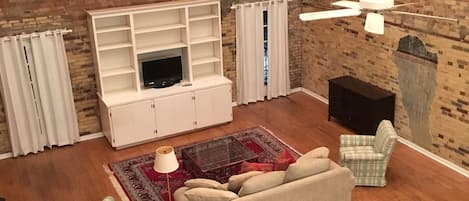 Smart TV, books
