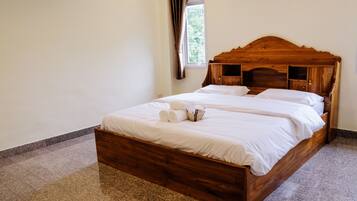 Jacuzzi King | Free WiFi